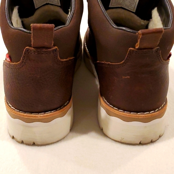 Levi's Brown Lace Up Boots - Picture 7 of 8